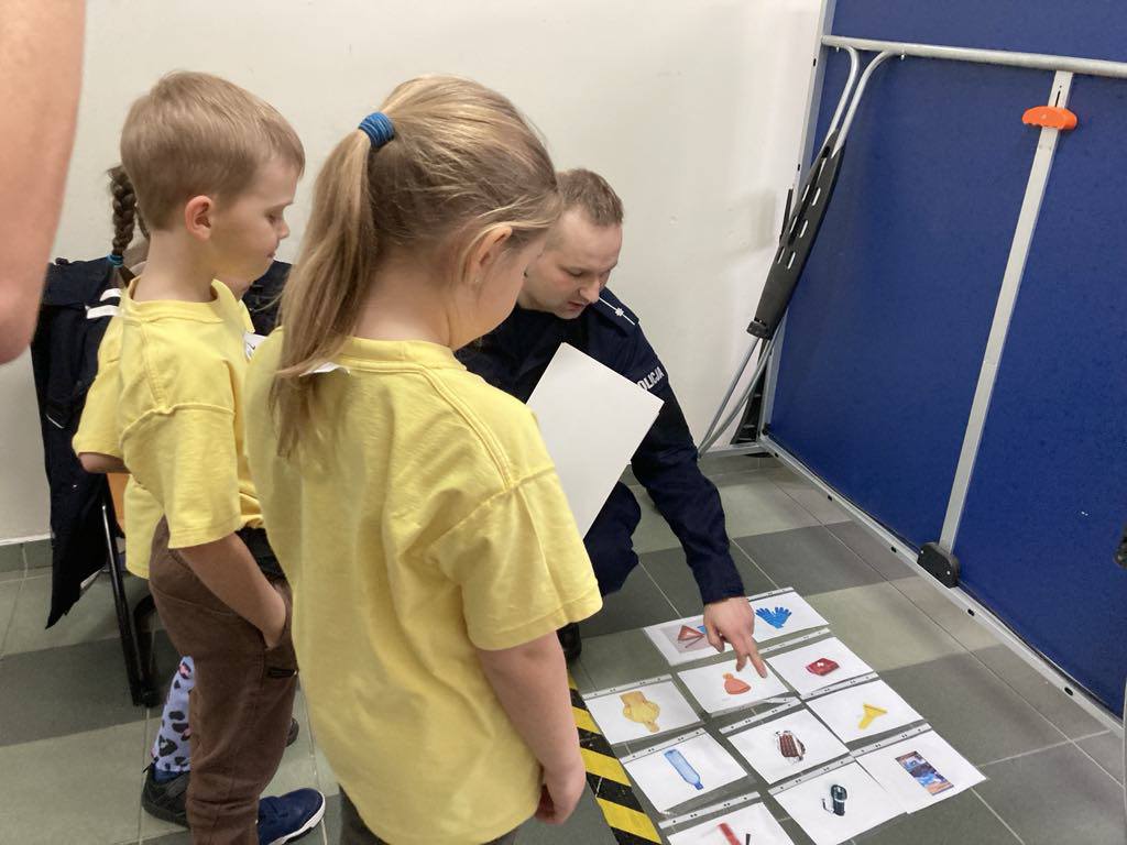 Konkurs "Uczę się bezpiecznie żyć".