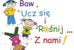 Troje dzieci wesoło podskakuje